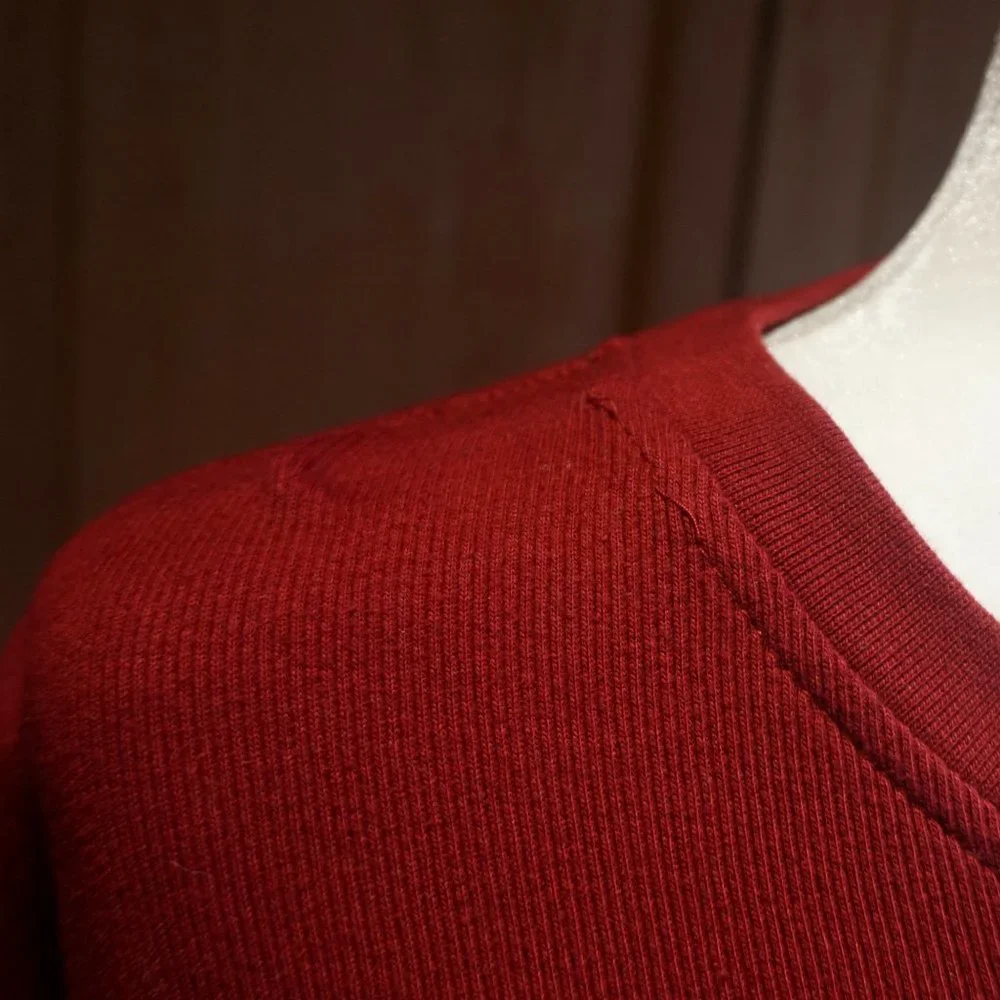 💚 VINTAGE CHAPS | RALPH LAUREN Red V-Neck Stripe Sweater (L)